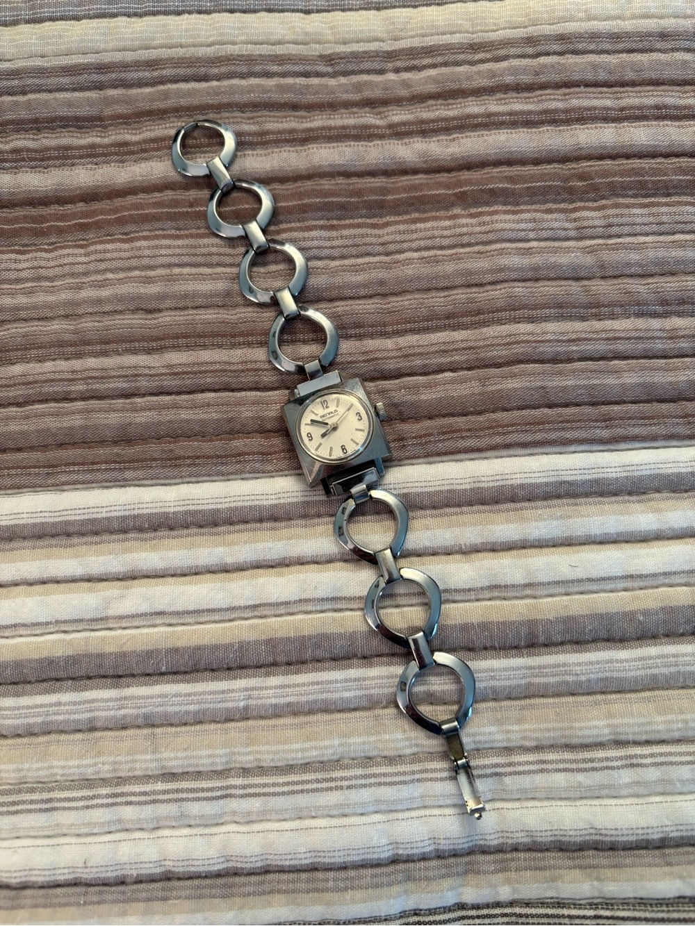 Vintage Benrus Silver-Tone Women's Bracelet Watch - Silver